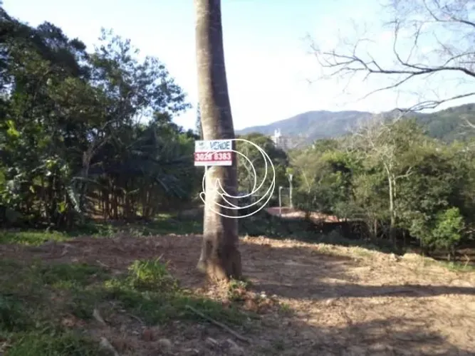 Terreno de 1312.48m² no bairro Córrego Grande