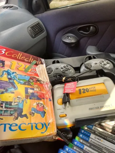 Master System Na Caixa Com Dois Controles e 120 jogos Aceitamos OLX PAY 