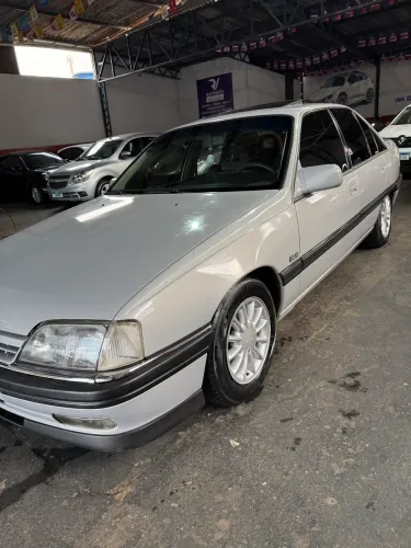 Chevrolet Omega GLS 2.2 / 2.0 (álcool) 1993