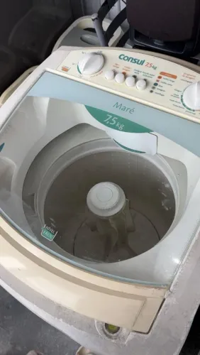 Vendo maquina de lavar 7 kilos e meio 110v