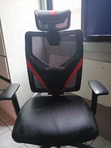 Cadeira Ergonômica ThunderX3 Yama1