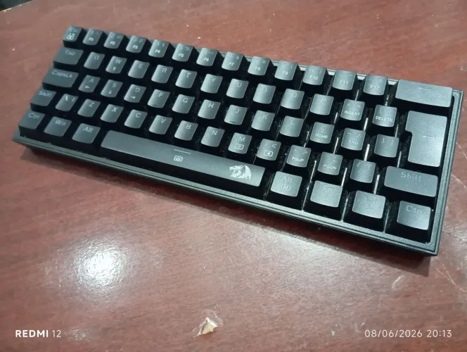 Teclado Mecânico Redragon K617 RGB Semi Novo - Perfeito Estado