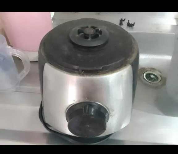 Motor de liquidificador mondial