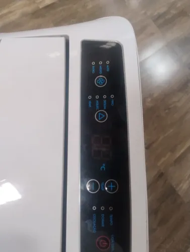 Ar condicionado portátil Philco 11 mil BTUs