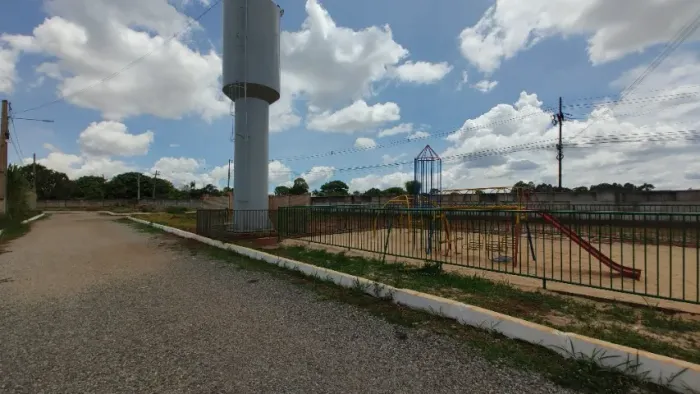 LOTE 350M2, RUA JURUÁ - CONDOMINIO FORMADO, ASFALTO NA PORTA, BLOQUETE