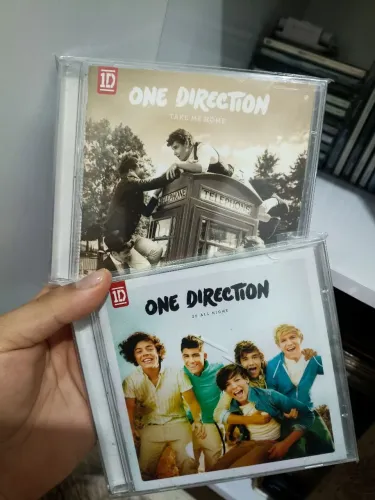 One Direction kit cds + livro de bolso 