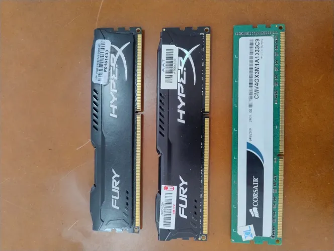 Memória RAM HyperX e Corsair DDR3 4GB e 8GB. Lote 3 unidades