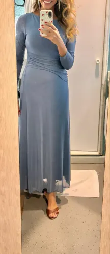 Um belo vestido elegante