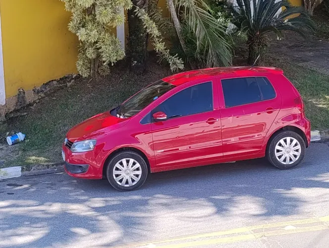 Volkswagen Fox 1.0 MI Total Flex 8V 5P 2011
