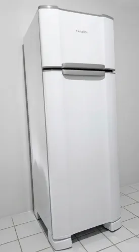 Refrigerador Esmaltec