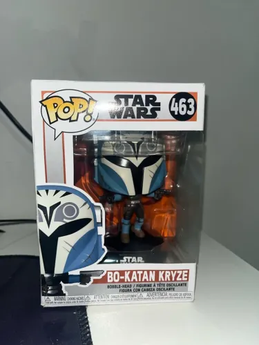 Funko pop bo katan Kryze. 463. Pequeno amassado lateral como na foto. 