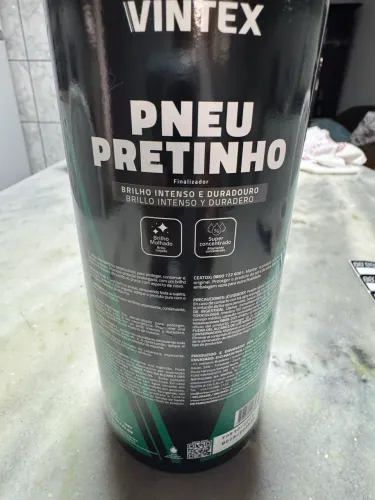 Vintex pneu pretinho brilho intenso e duradouro com 1,5l na oferta só 30,09