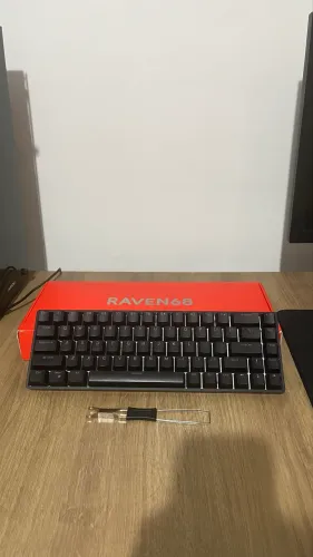 Teclado magnético raven 68