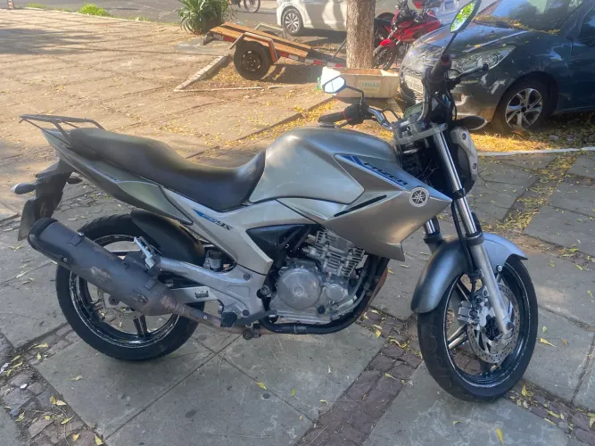 Fazer 250 2012