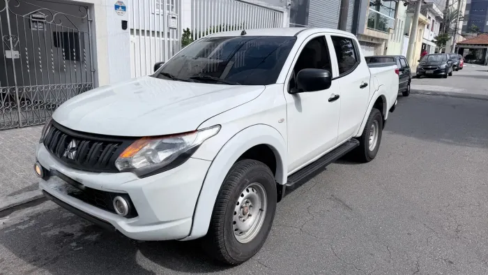 Mitsubishi L200 Triton Sport GL 2.4 Diesel 2023