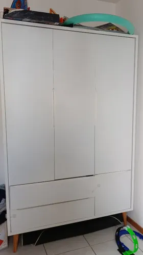 Guarda roupa infantil + cômoda+ prateleira