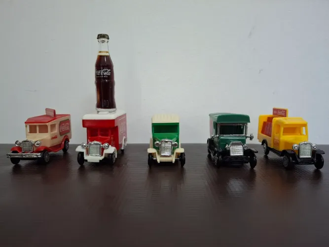 Coleção  carrinhos coca  cola