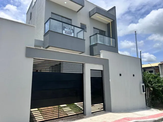 Casas duplex de alto padrão à venda em Colina de Laranjeiras - Serra/ES