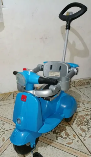 Triciclo bandeirante Menino