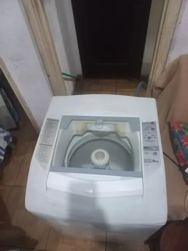 MÁQUINA DE LAVAR (Brastemp) 8 kg 