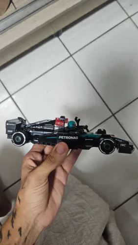 Carrinho fórmula 1 Mercedes lego