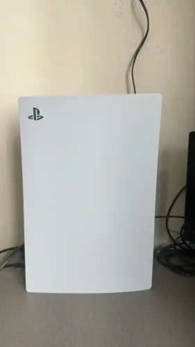 PS5 Slim 825GB Muito Conservado