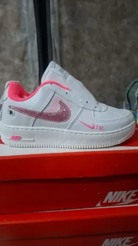 Tênis Nike feminino primeira linha