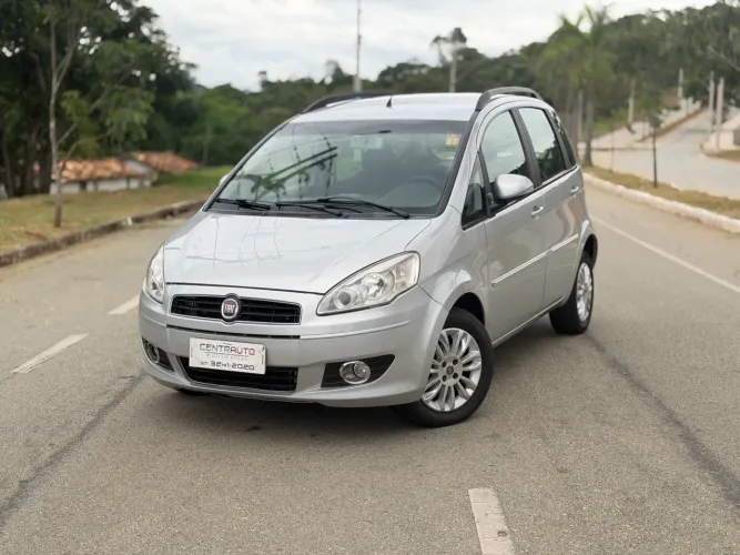 Fiat Idea Essence 1.6 Flex 16V 5P 2011
