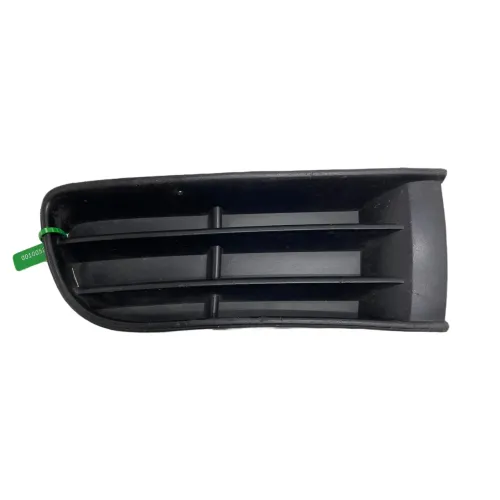 Moldura Farol Auxiliar Volkswagen Polo 03/06 Dir Sem Milha Preto Direito