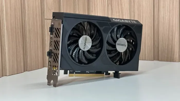 RTX 4060 8GB GIGABYTE