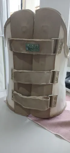 Colete ortopédico para coluna 