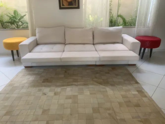 Sofá luxo marca TIRONE