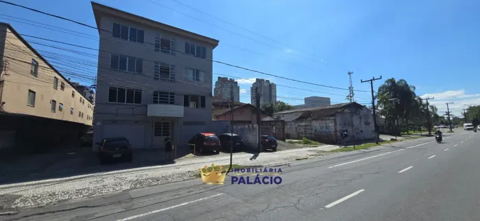 2 dormitórios no Centro de Joinville por apenas R$ 900