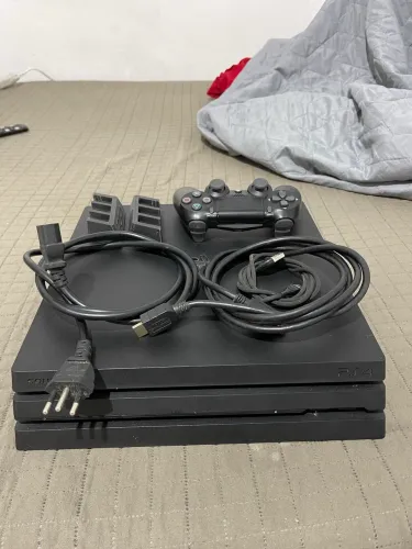 PS4 PRO 1TB
