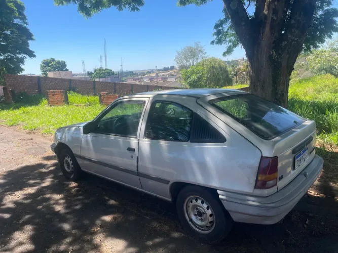 Chevrolet Kadett GLS 1.8 EFI / Sl/e 1.8 (álcool) 1993