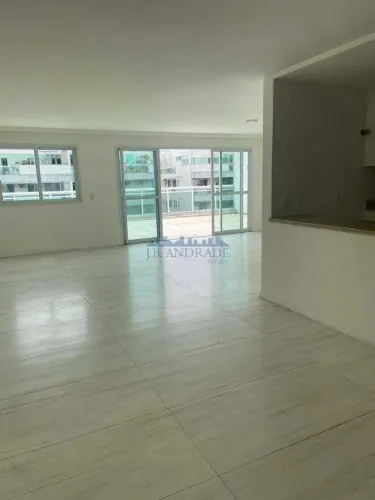 Recreio dos Bandeirantes | Cobertura 4 quartos, sendo 2 suites