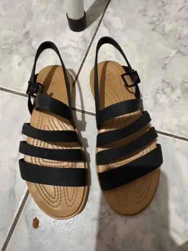 Sandália crocante 35