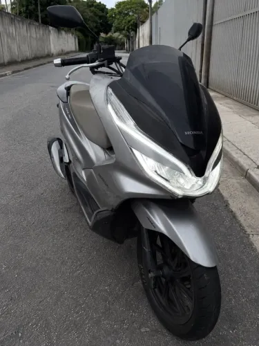 PCX Único dono - Revisada