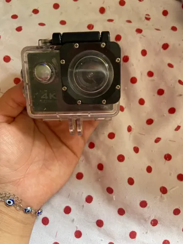 Câmera esportiva 4k com wi- Fi e proteção para Água 