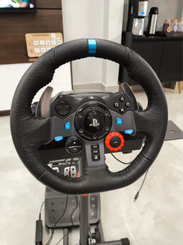 Volante Logitech G29 + Suporte Veloce Racing