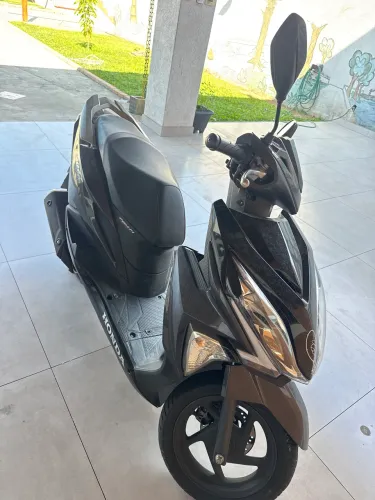 Honda 125 2024 apenas 8900km