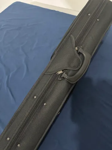 Estojo de violino novo