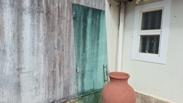 Porta de vidro temperado Blindex (2,47mx0,87m)
