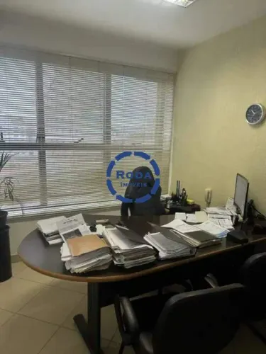 Ampla Sala Comercial à Venda 240m² Canal 5, Santos/SP