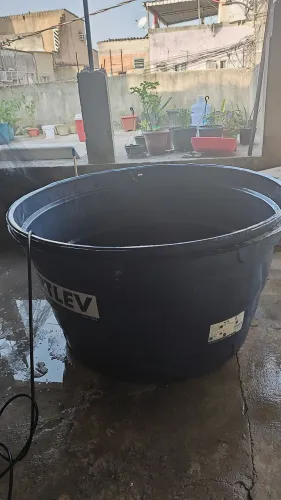 Caixa d'água de 1000 litros