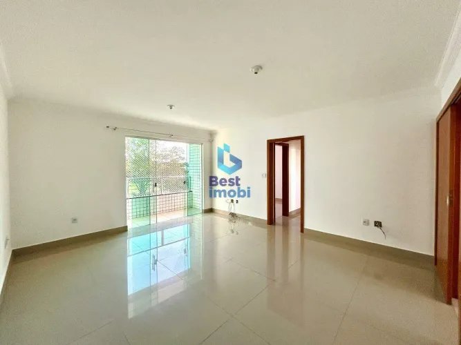 Apartamento para Alugar no Diamante com 3 Quartos, Suíte, Sacada e 2 Vagas
