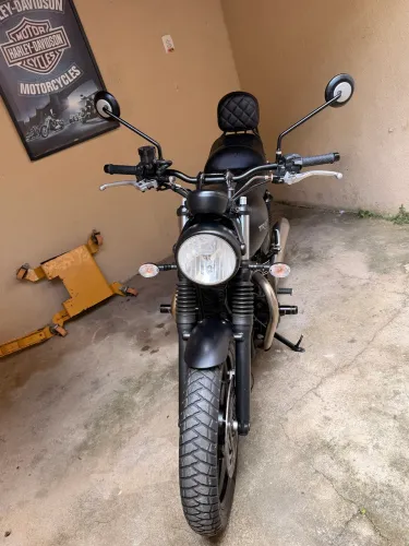 Triumph street twin 2017  900cc conservadíssima