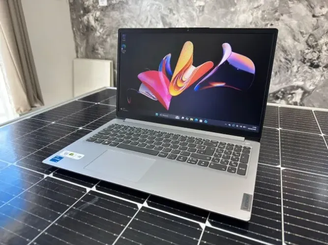 ?Notebook Lenovo Ideapad Intel Core I5 12° Geração 8GB RAM 256GB SSD