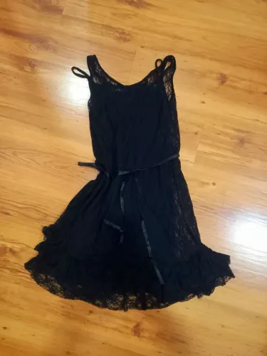 Lindo vestido preto de renda marca Just Be - Tamanho M
