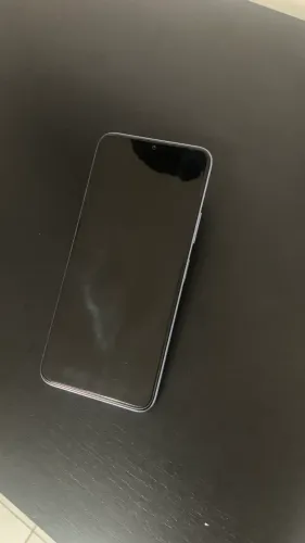 Infinix Hot 20 5G 128GB 4GB RAM - Excelente Estado